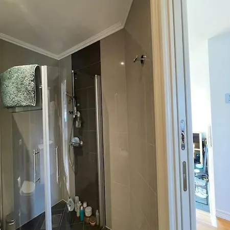 Apartment Sentral 3-roms Leies Ut, Pluss Ekstra Hems! Bergen