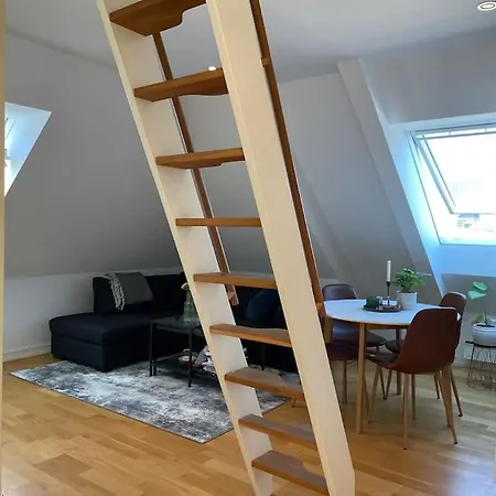 Apartment Sentral 3-roms Leies Ut, Pluss Ekstra Hems! *